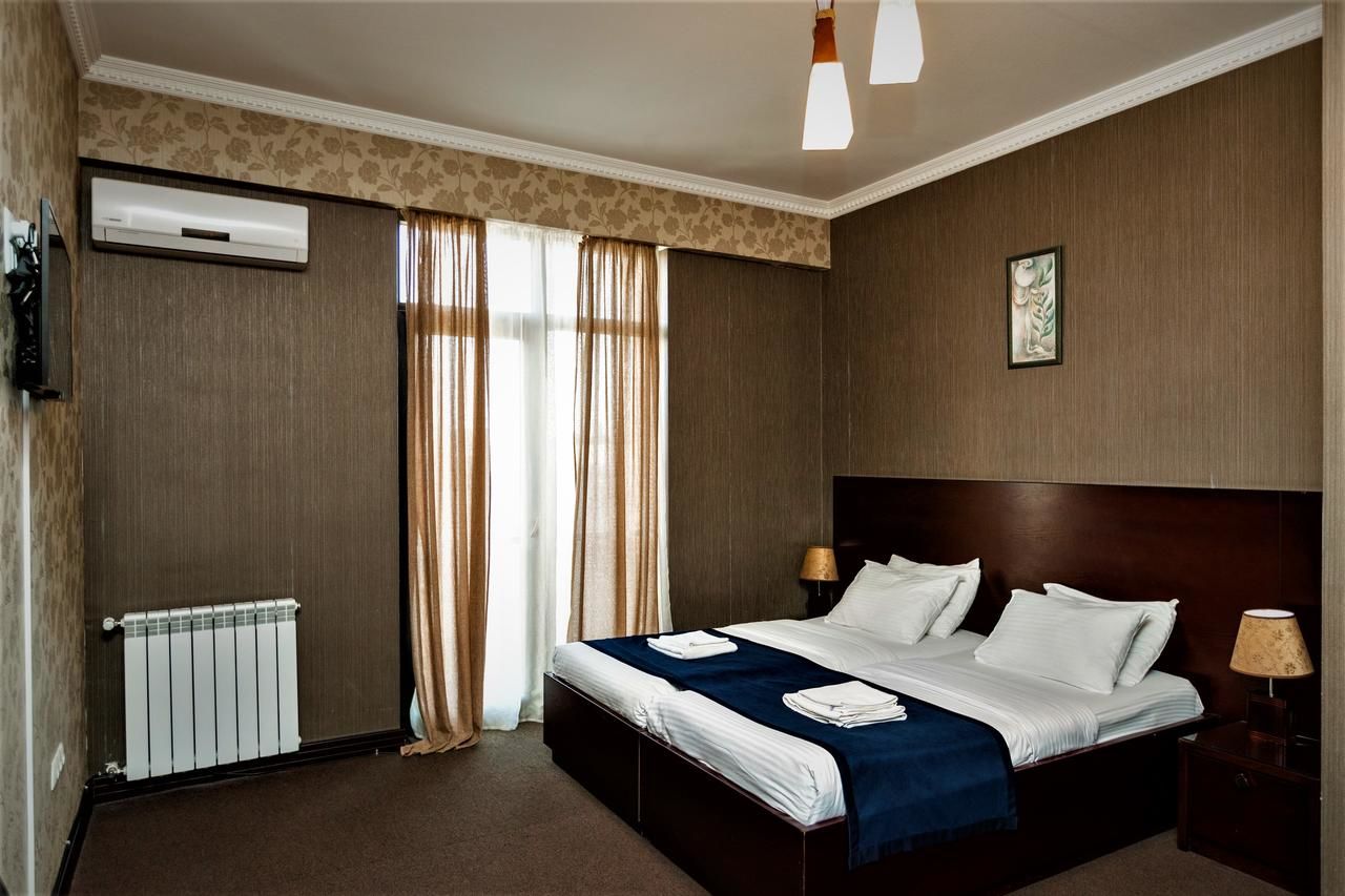 Отель Hotel Sololaki Тбилиси-21